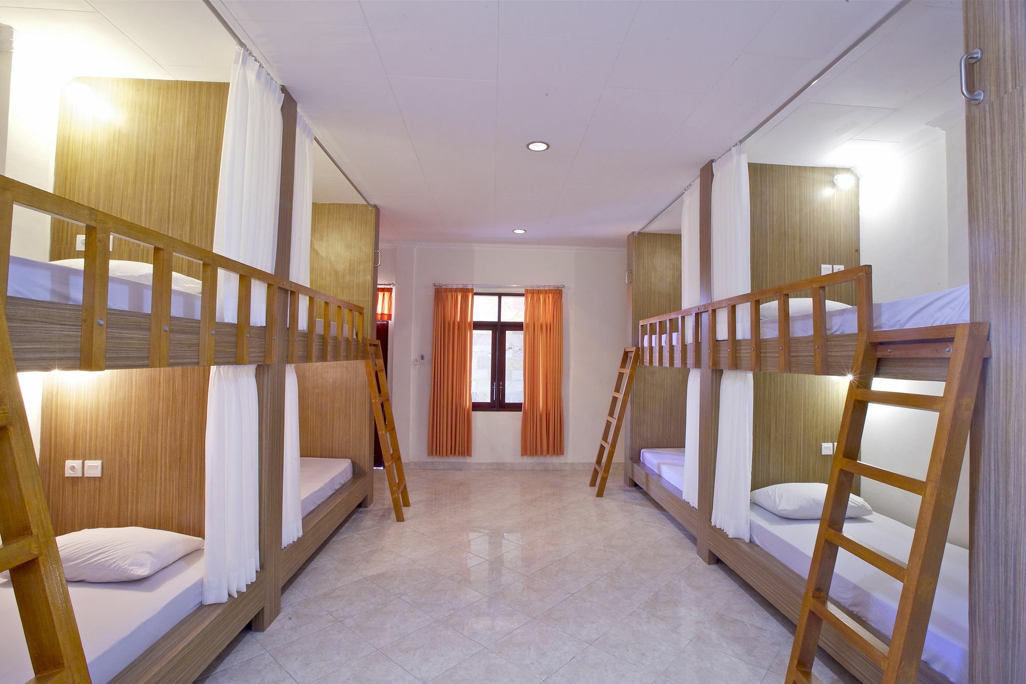 Kuta Dormitory At Simpang Inn Экстерьер фото