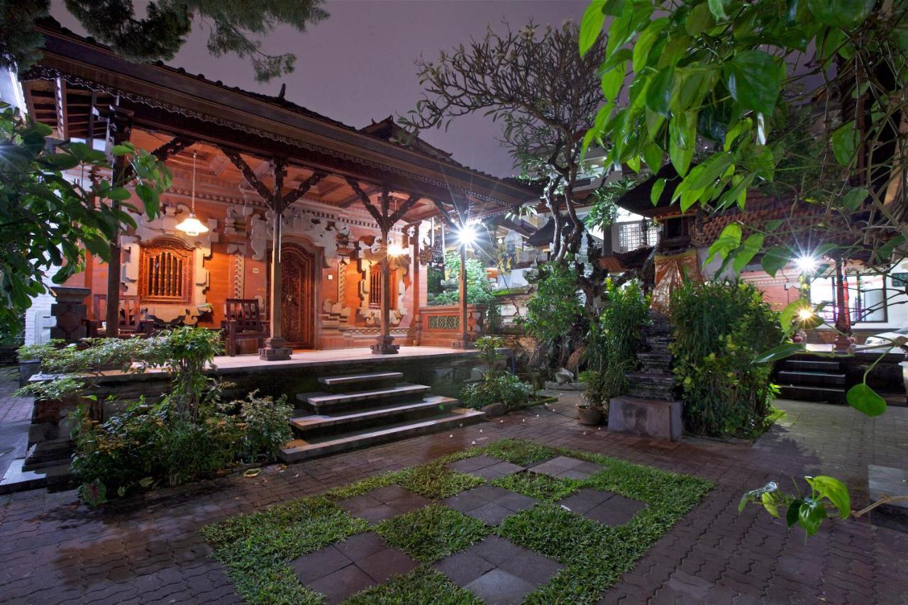 Kuta Dormitory At Simpang Inn Экстерьер фото